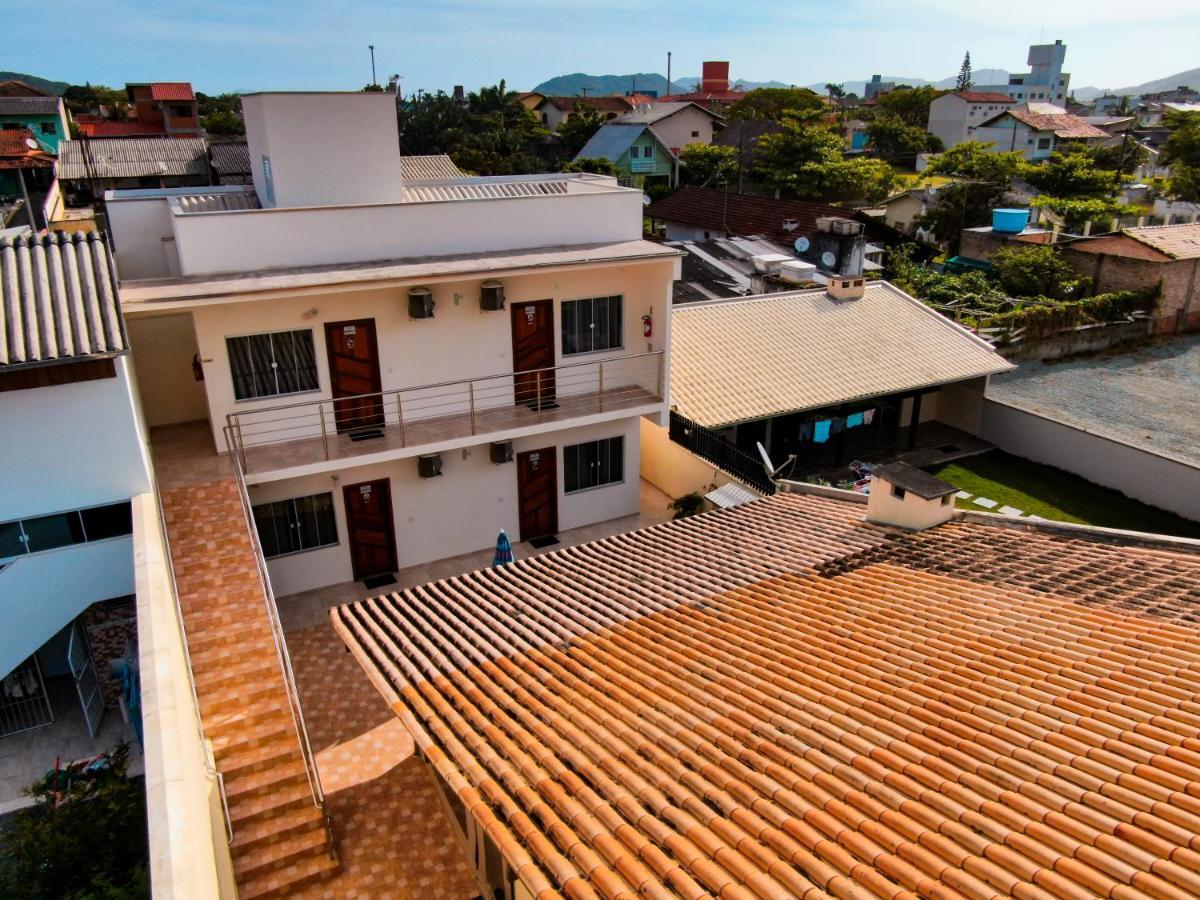 Pousada Vila Regina Penha  Exterior photo