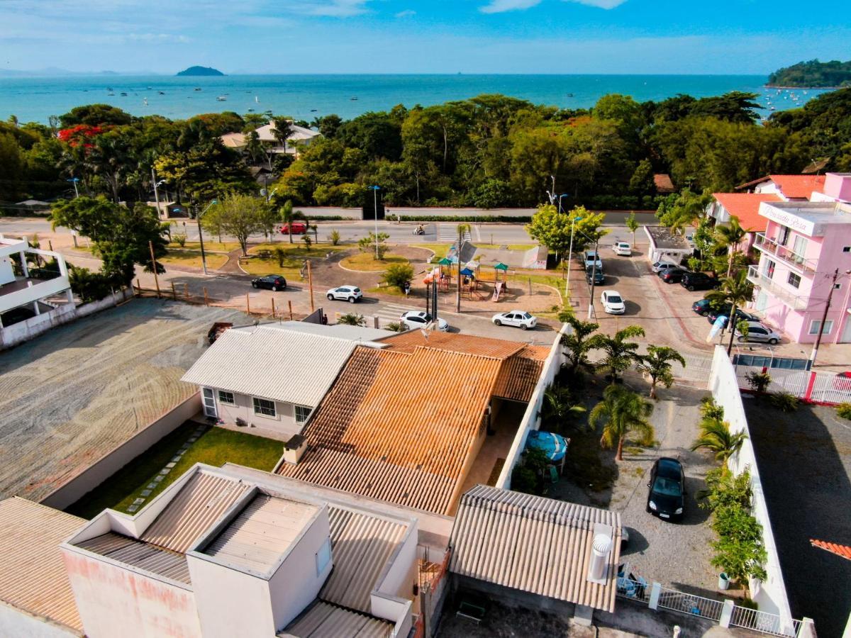 Pousada Vila Regina Penha  Exterior photo